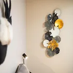 Schneerose Apartment