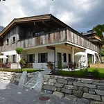 Schneerose Maria Alm am Steinernen Meer